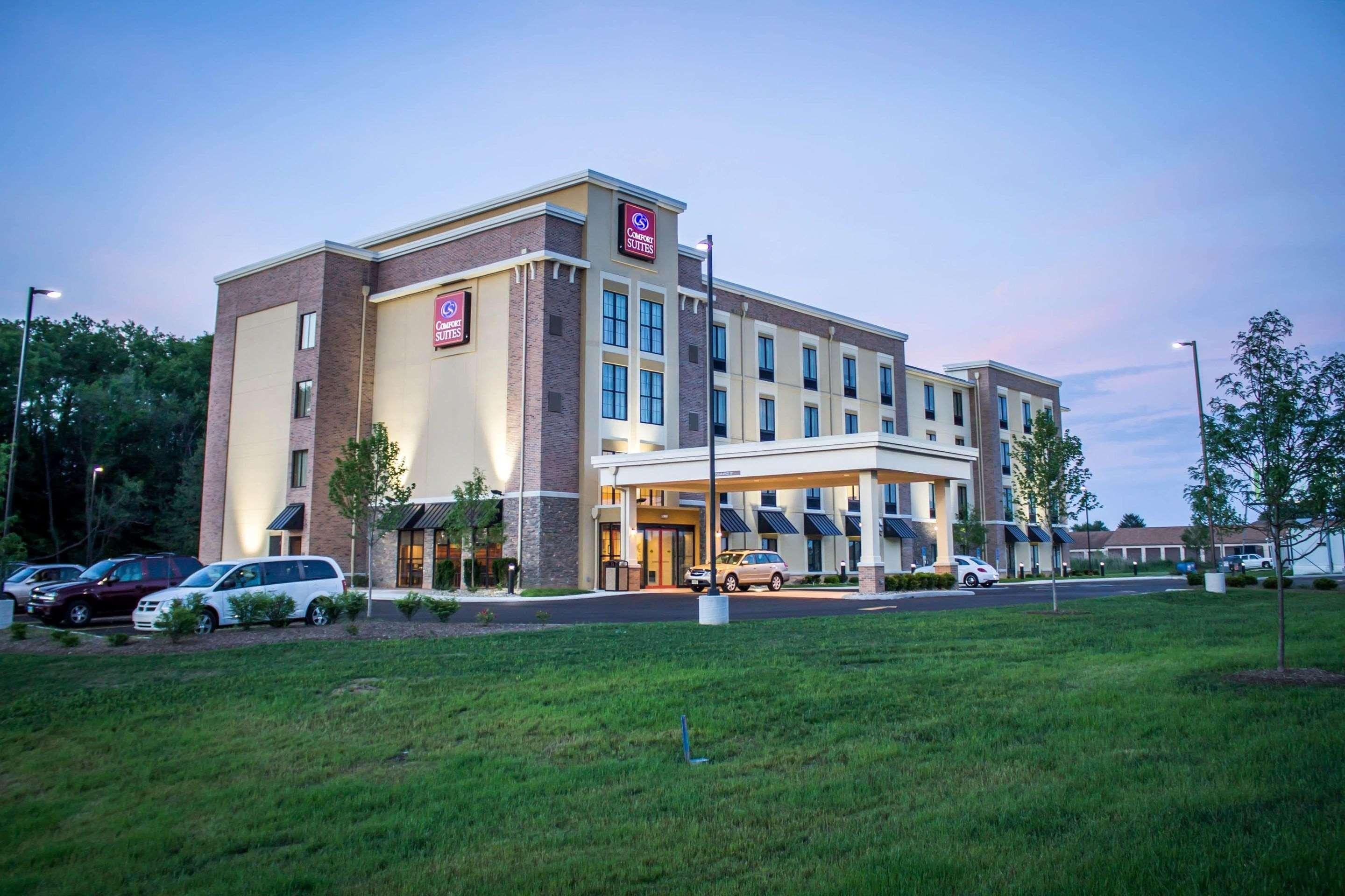 哈特维尔北坎顿舒适套房酒店 Uniontown 外观 照片